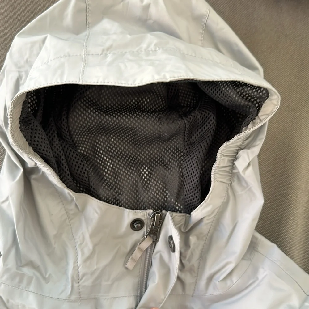 COLUMBIA Silver Gray Waterproof Hooded Jacket Kids M EUC - Picture 8 of 16